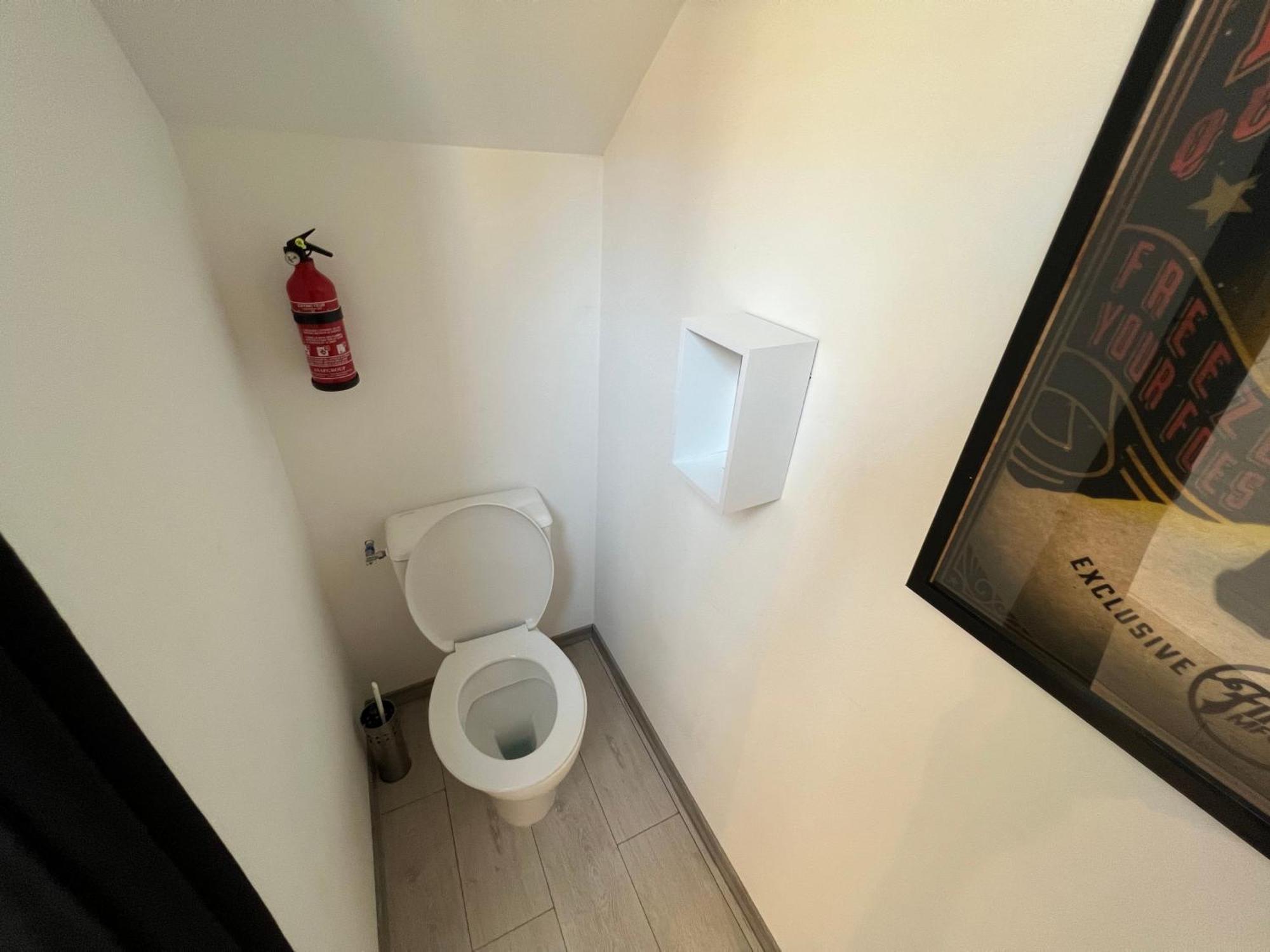 Bellevue Appartement Sous Les Toits Hypercentre Climatise Дол Екстериор снимка